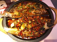 -鸣记脆皮烤鱼·海鲜烤鱼(三八广场店)