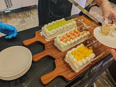 -飨食汇全日制餐厅·昆山皇冠假日酒店(九方店)