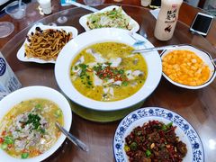 招牌冬瓜鱼-椒香川流不息川菜馆(二七北路店)