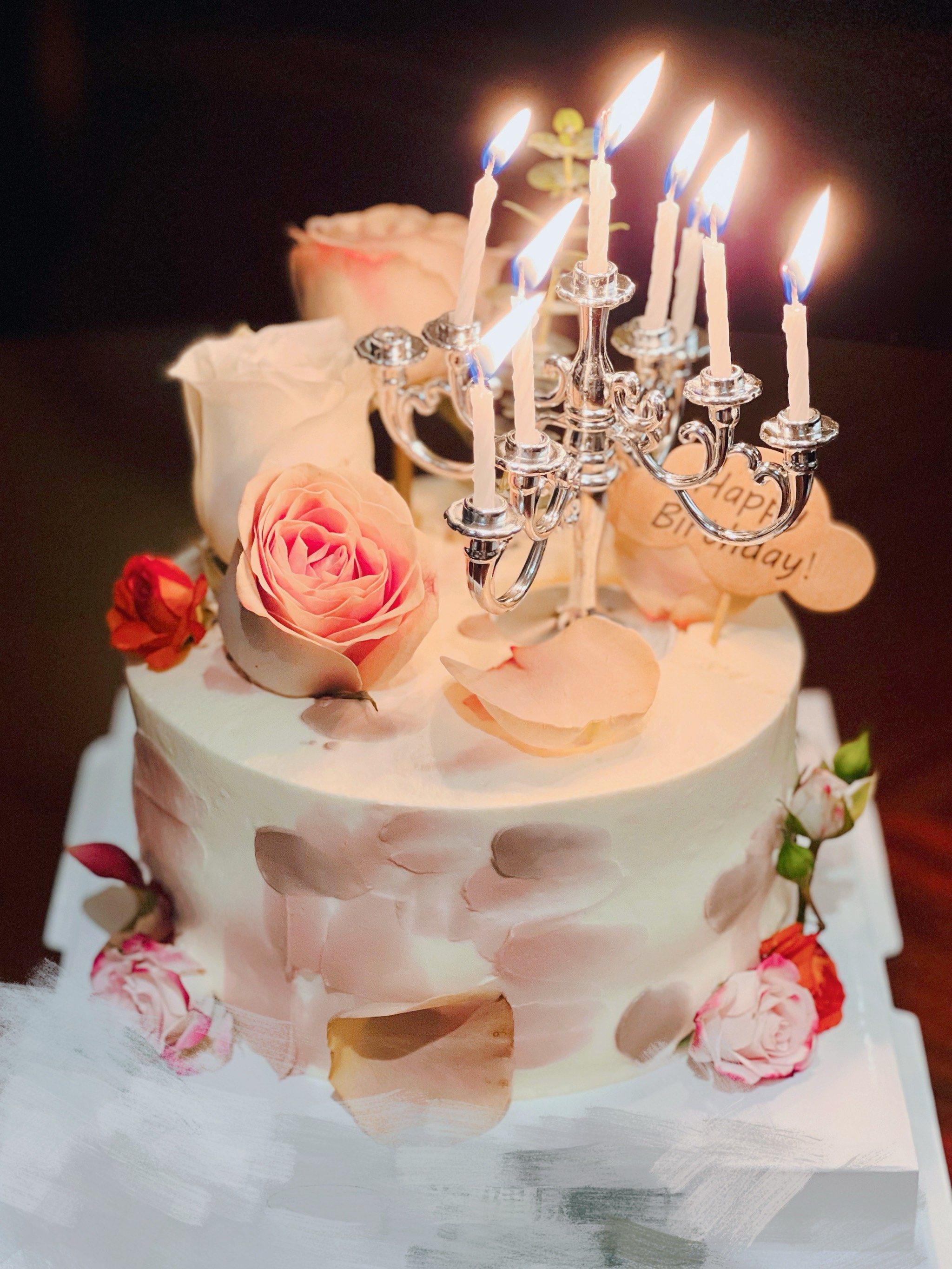烛台复古玫瑰生日蛋糕