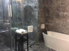 成都花样年隆堡成都酒店-榛悦隆堡成都酒店(春熙路太古里店)