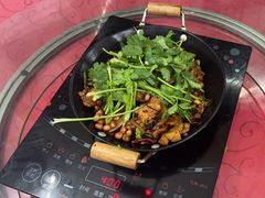 -香猪美食(中心店)