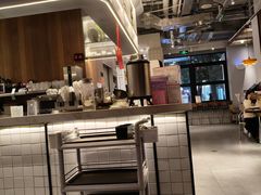 -必胜客(大宁路店)