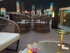 -于家堡洲际酒店·堡子里酒廊