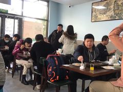 大堂-清真永恒华威肉饼(潘家园店)