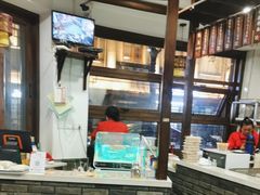 -长人馄饨铺(解放街店)