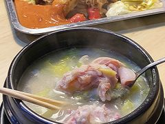 招牌猪爪砂锅-大佬李砂锅(钱江财富广场店)