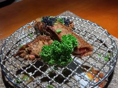 雪花牛肉卷鹅肝配黑鱼籽-鳗鱼家·深夜食堂(军博店)