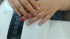 -斯馨·健康美甲美睫