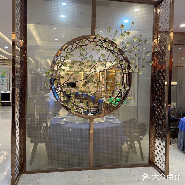 东莞乳鸽中的战斗机～鸽俩好