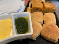餐前面包蒜黄油-安妮意大利餐厅(国贸店)