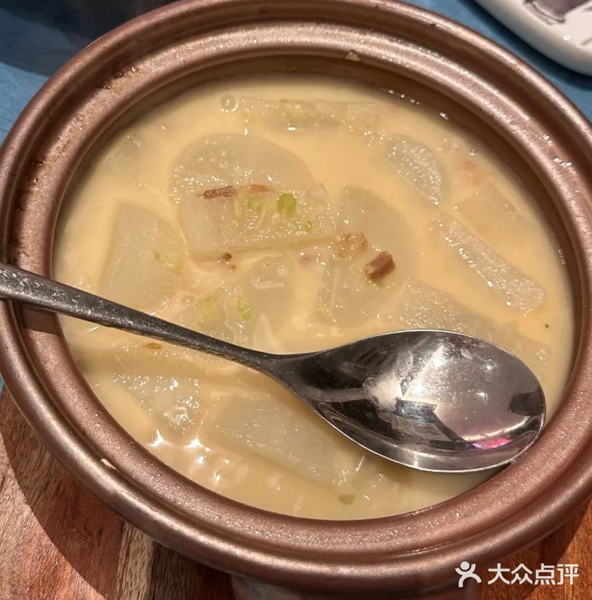 点了个套餐，真的超级划算！吃得饱饱的