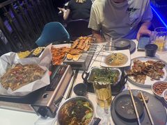 -钳小柒·小龙虾蓝龙王烧烤夜宵(长寿路店)