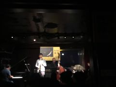 -东岸Cafe 爵士俱乐部