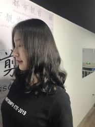 -都市靓剪烫染沙龙