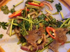-贯一台湾牛肉面(八一七中路店)