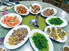 -四川小胡子海鲜(丁村万人海鲜广场店)