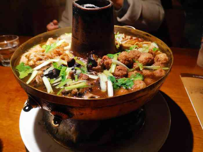 老太原菜馆(南内环店)-"冲名字来的,但真要说地道味儿还真得去小馆.