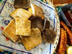 -包整·丝娃娃(一览甲秀楼风景店)