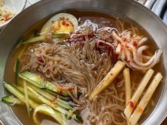 -亲昵春川鸡排(韩国美食街店)