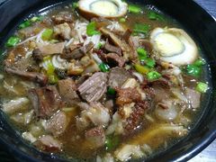 -花溪巷牛肉粉(泉城路店)