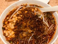 王家骨汤手打酸辣粉-眉州小吃(魏公村店)