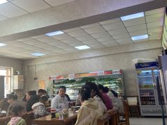 -不起眼麻辣烫凉皮店