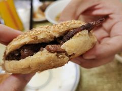烧饼夹肉-永盛斋小吃(故宫店)