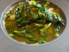 豌豆黄浸豌豆尖-半山腰·云南菜(侨福芳草地店)