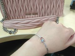 -Gucci(首创奥特莱斯店)