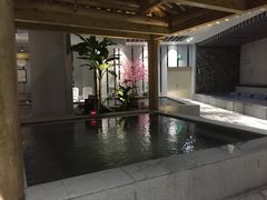 -丽池宫韩式汗蒸会馆(华灯坊店)