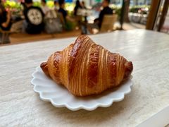 -VERIE BAKEHOUSE