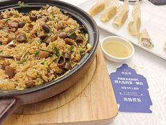 -品海楼·大连海胆锅贴馆(东港店)