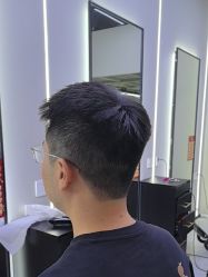 -尤司男士国潮理发馆