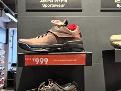 -NIKE上海青浦优选体验店