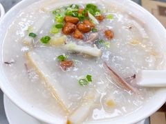 艇仔粥-黄枝记(议事亭前地店)