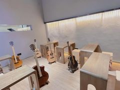 -梅纳·钢琴声乐架子鼓Mena Music(双井店)