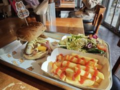 -HUZI虎滋精酿餐吧(京西大悦城店)