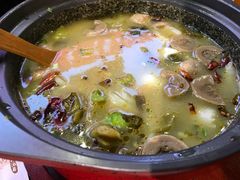 -周鱼小馆石锅酸菜鱼(活力汇店)