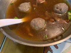 牛肉羹十牛肉丸汤-阿灶卤煮老店·姜母鸭(五店市总店)