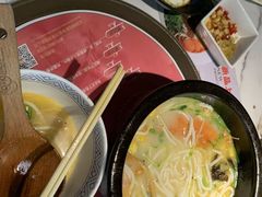 -妈妈故事米线(市府恒隆店)