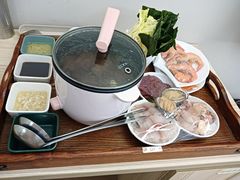 -雪梅月子中心(华侨城店)