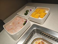 -海底捞火锅鲜切牛肉主题店(长寿路店)