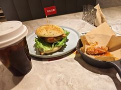 -必胜客(骡马市店)