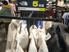 -法雅体育工厂店(皂君庙路店)
