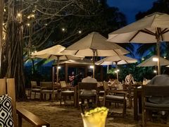 -三亚艾迪逊酒店·海滩烧烤 BARBACOA·现场乐队·浪漫晚餐·烧烤海鲜