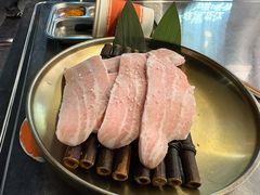 -盛辛巴·东北炭火烤肉(红山6979店)