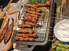 -鸿宇海鲜烧烤(红海新区店)