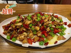 宝宝踩滑板鞋-二孃鸡爪爪(东风路总店)