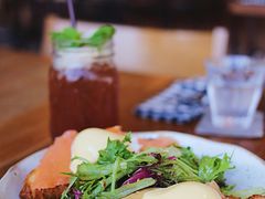 -ROAST coffee & eatery